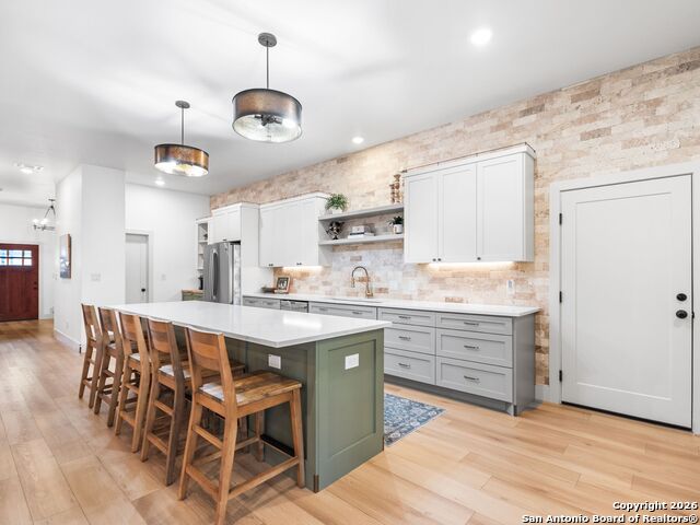 Image 10 of 38 For 603 Graham  