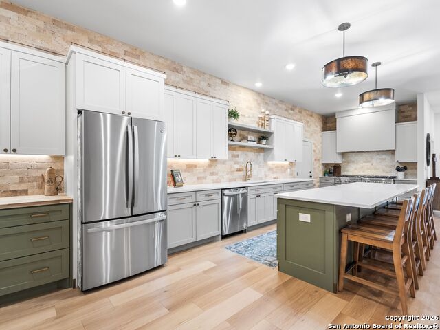 Image 16 of 38 For 603 Graham  