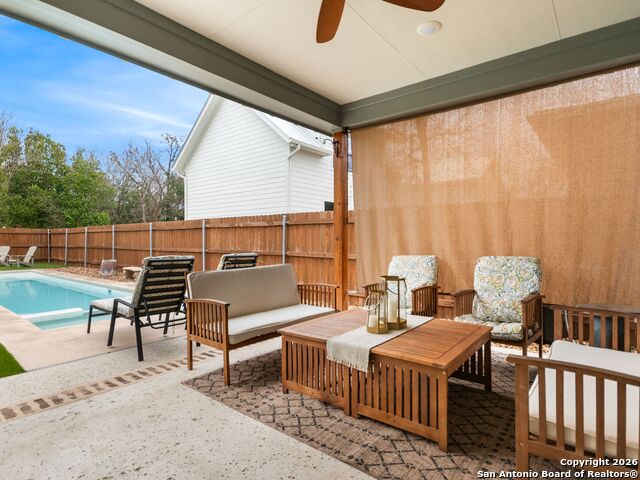 Image 25 of 38 For 603 Graham  