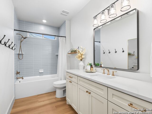 Image 36 of 38 For 603 Graham  