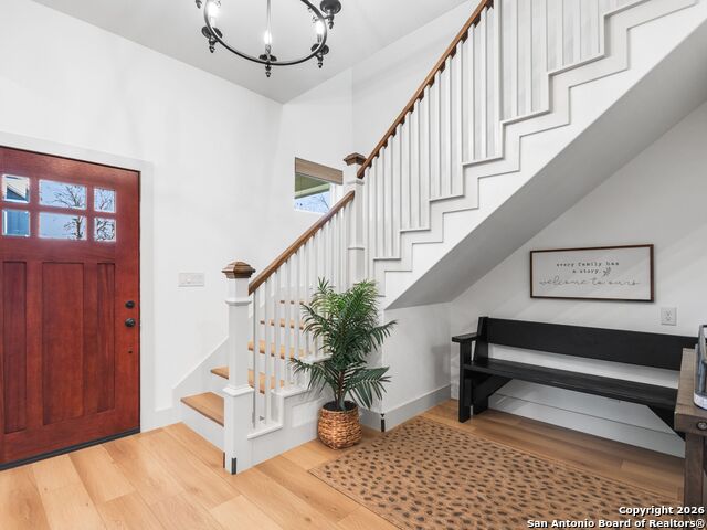 Image 7 of 38 For 603 Graham  