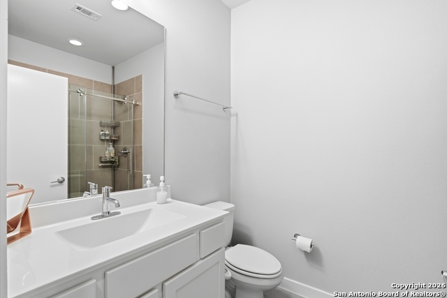 Image 18 of 33 For 330 Clay  Unit 27