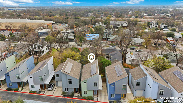 Image 27 of 33 For 330 Clay  Unit 27