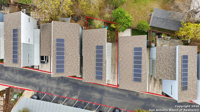 Image 29 of 33 For 330 Clay  Unit 27