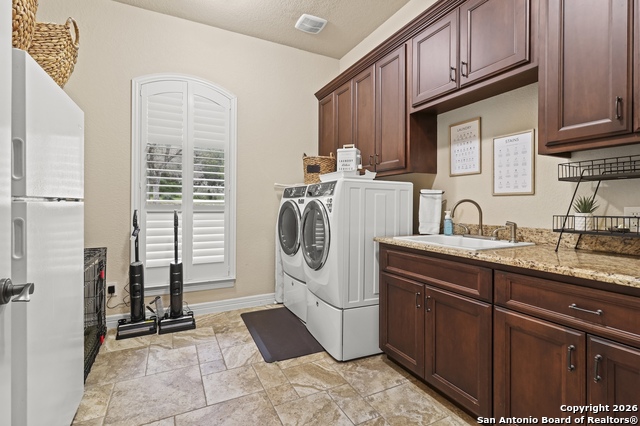 Image 12 of 50 For 9620 Trophy Oaks