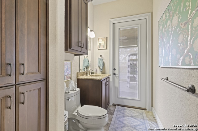 Image 17 of 50 For 9620 Trophy Oaks