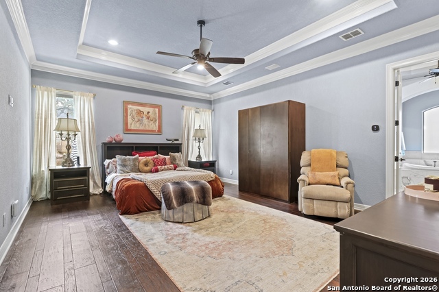 Image 18 of 50 For 9620 Trophy Oaks