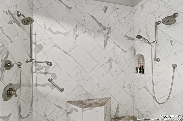 Image 22 of 50 For 9620 Trophy Oaks