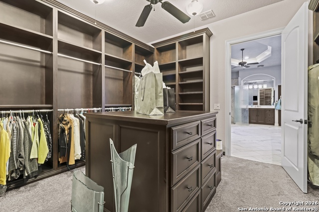 Image 24 of 50 For 9620 Trophy Oaks