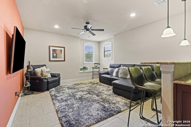 Image 38 of 50 For 9620 Trophy Oaks