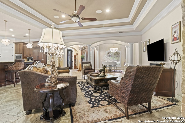 Image 8 of 50 For 9620 Trophy Oaks