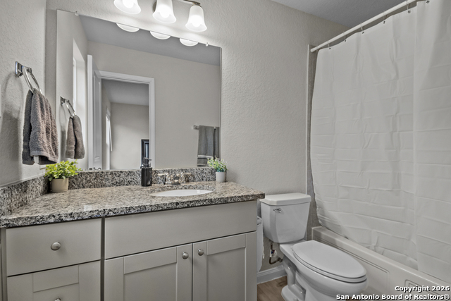 Listing photo id 21 for 6651 Beehive