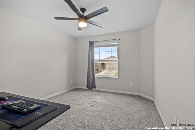 Listing photo id 22 for 6651 Beehive