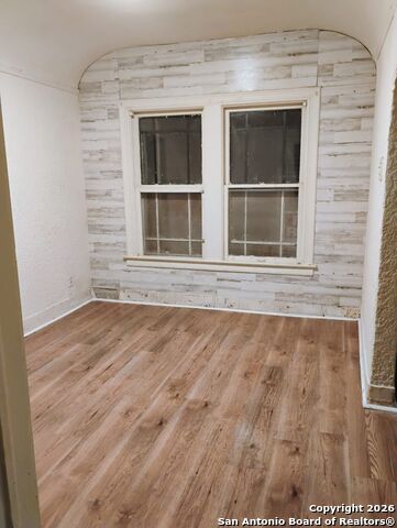 Image 7 of 12 For 510 Vanderbilt