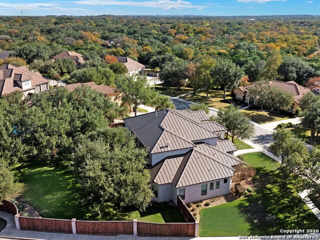 Listing photo id 54 for 303 Regent Circle