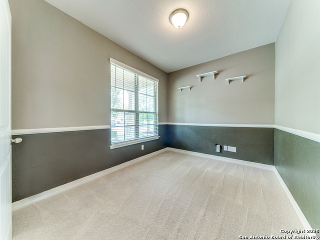 Image 11 of 25 For 12211 Upton Park