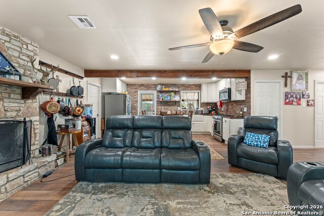 Image 10 of 62 For 277 Bear Springs W