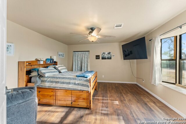 Image 17 of 62 For 277 Bear Springs W