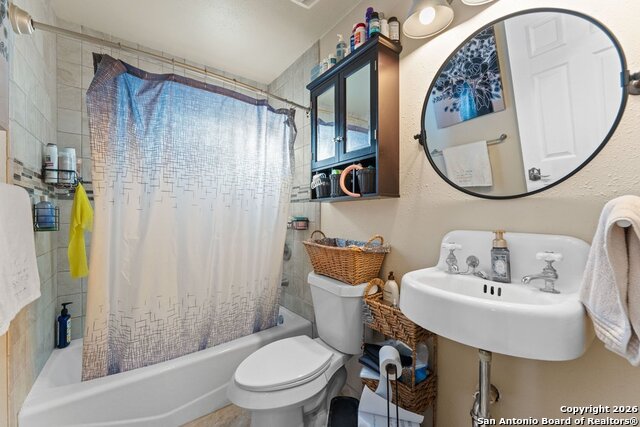 Image 18 of 62 For 277 Bear Springs W