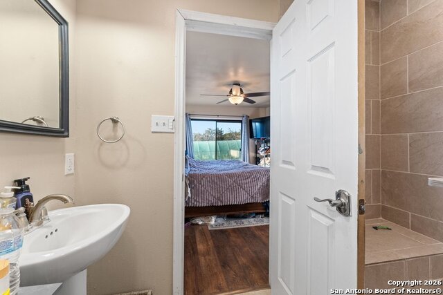 Image 22 of 62 For 277 Bear Springs W