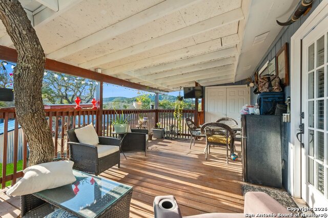 Image 26 of 62 For 277 Bear Springs W