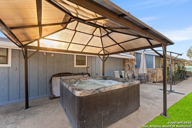 Image 30 of 62 For 277 Bear Springs W