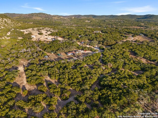 Image 55 of 62 For 277 Bear Springs W