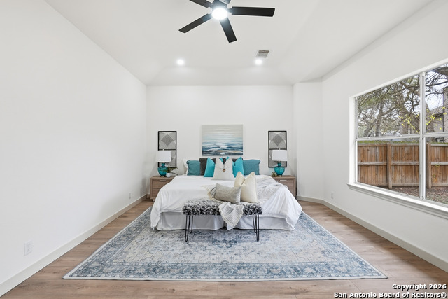 Listing photo id 10 for 103 Rimdale  