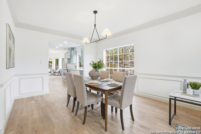 Listing photo id 6 for 103 Rimdale  