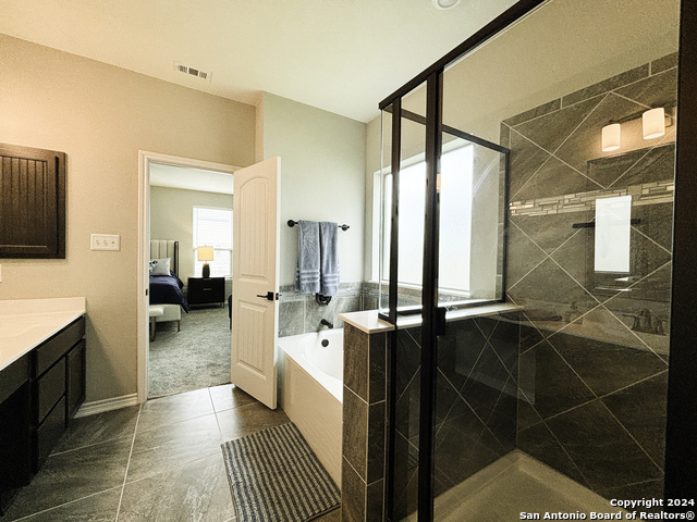 Listing photo id 16 for 8134 Emmeline Dr,