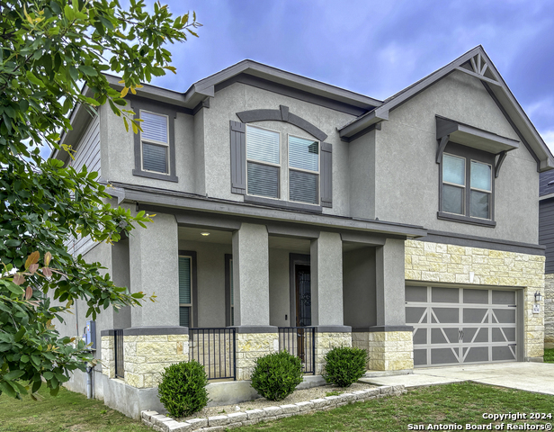 Listing photo id 0 for 8134 Emmeline Dr,