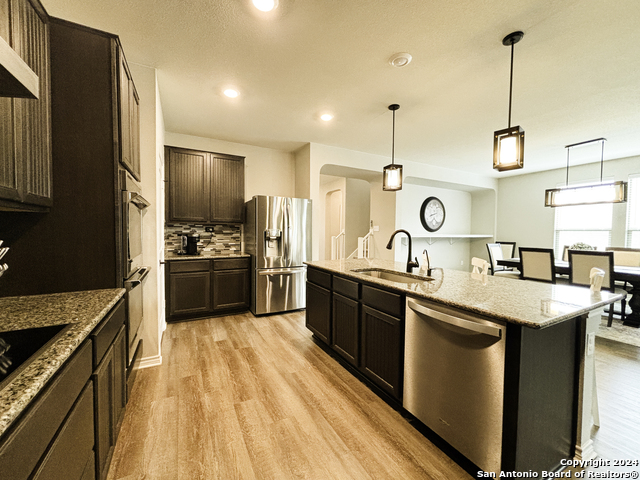 Listing photo id 18 for 8134 Emmeline Dr,