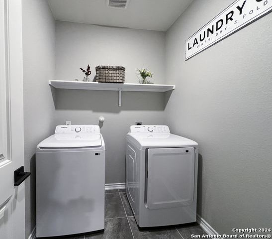 Listing photo id 22 for 8134 Emmeline Dr,