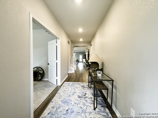 Listing photo id 1 for 8134 Emmeline Dr,