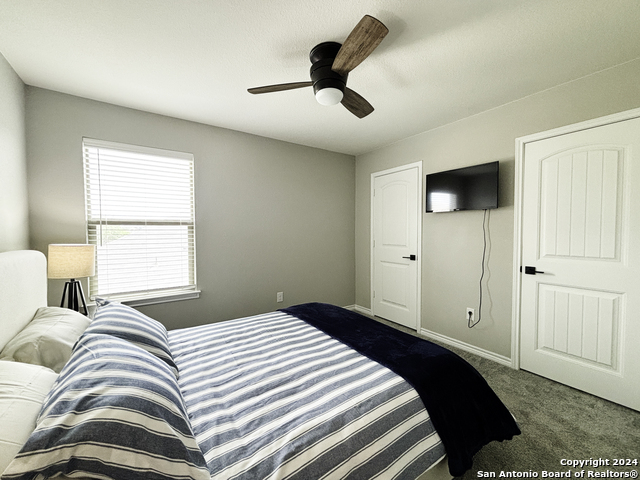 Listing photo id 33 for 8134 Emmeline Dr,