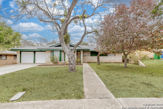 Image 2 of 35 For 3743 Newrock