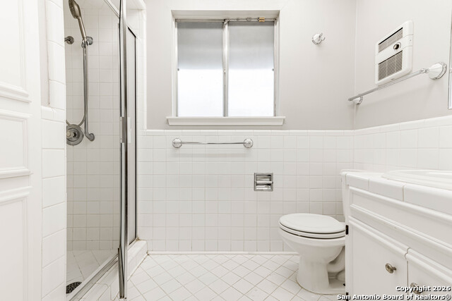 Image 23 of 35 For 3743 Newrock