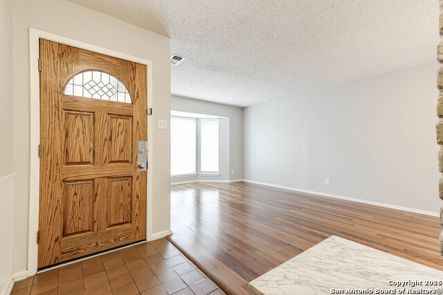 Image 4 of 35 For 3743 Newrock