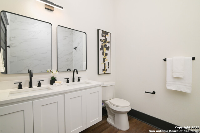 Image 12 of 28 For 207 Loretta Pl