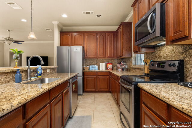 Image 11 of 26 For 889 Sundown  