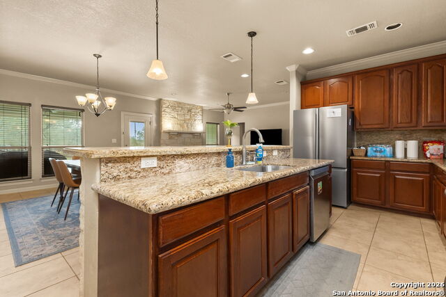 Image 12 of 26 For 889 Sundown  