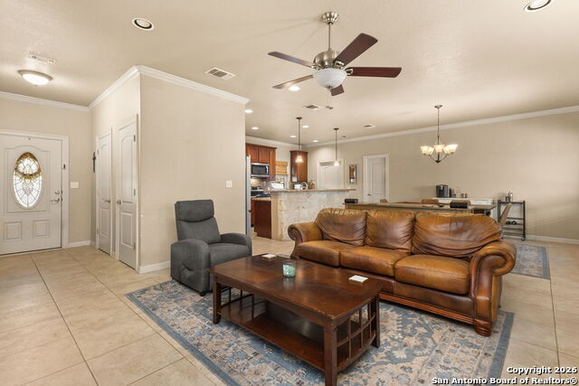 Image 8 of 26 For 889 Sundown  