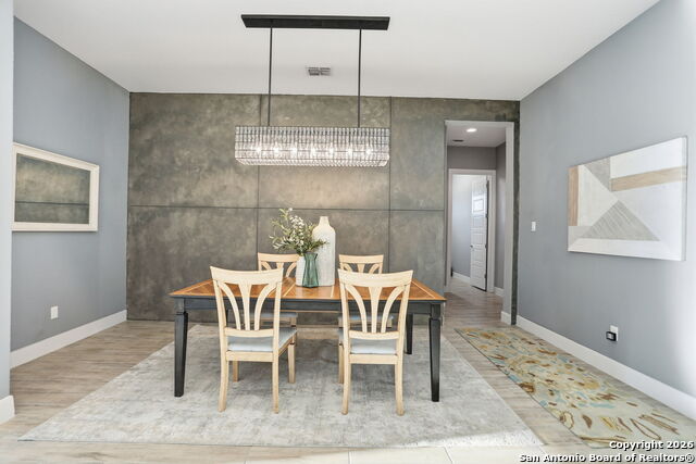 Listing photo id 11 for 3231 Lilly Flower