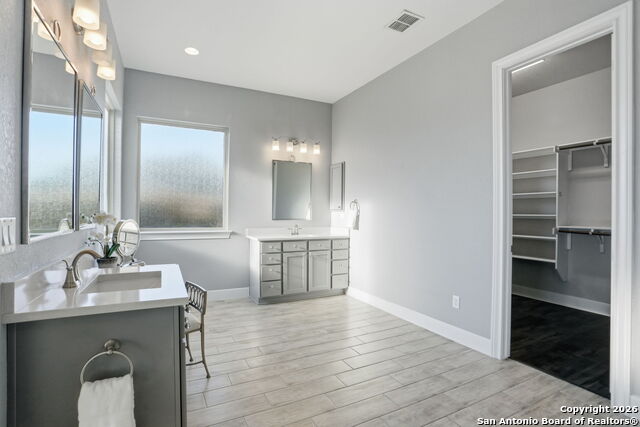 Listing photo id 21 for 3231 Lilly Flower