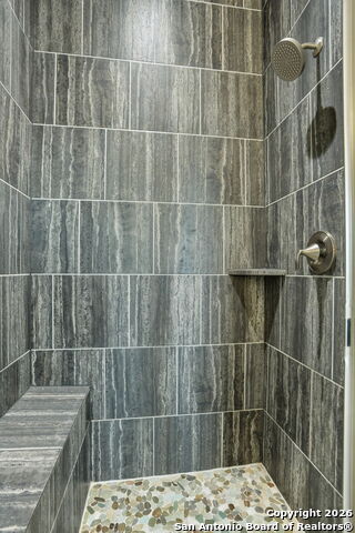 Listing photo id 23 for 3231 Lilly Flower