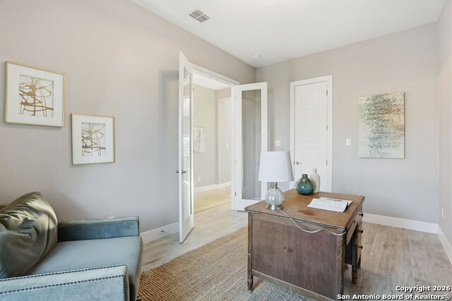 Listing photo id 25 for 3231 Lilly Flower