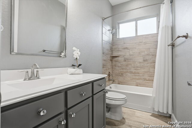 Listing photo id 28 for 3231 Lilly Flower