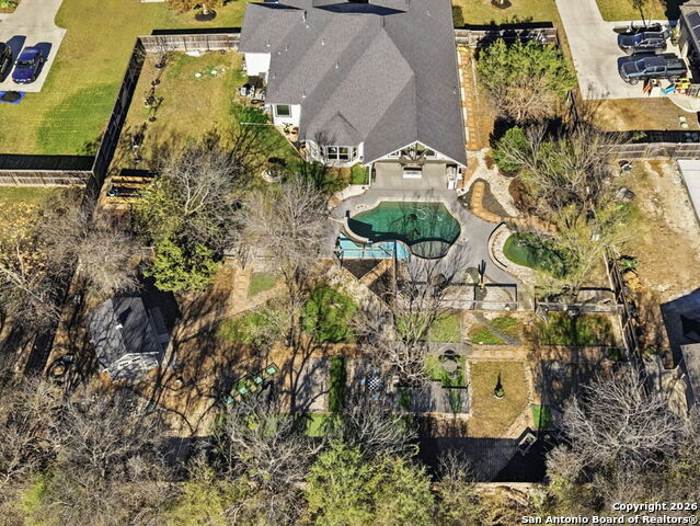 Listing photo id 47 for 3231 Lilly Flower