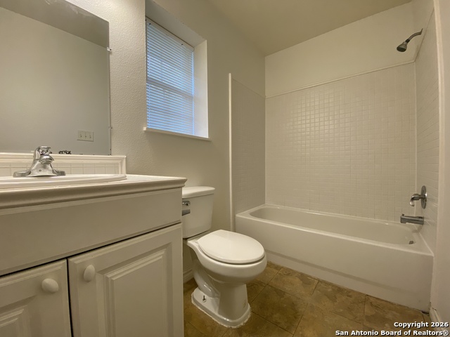 Image 11 of 11 For 176 White W A