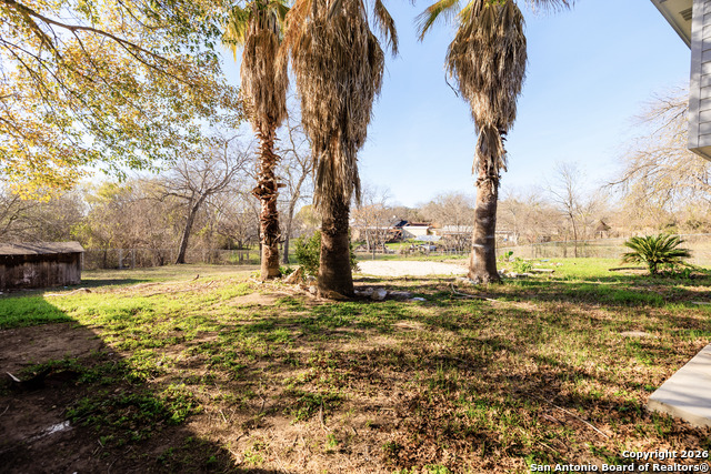 Listing photo id 31 for 5703 Honeygold